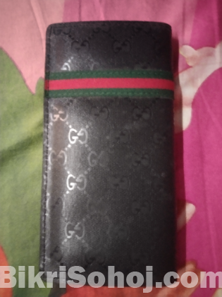 wallet kisu din bebohar kora hoise new ar motoy ase